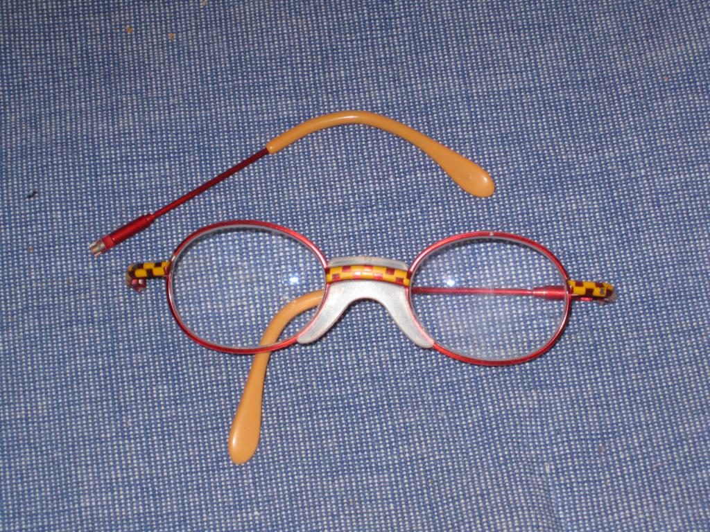 zerbrochene Brille