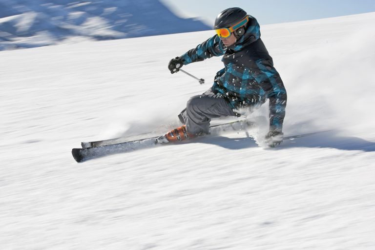 was träumt man vom skifahren im schnee?