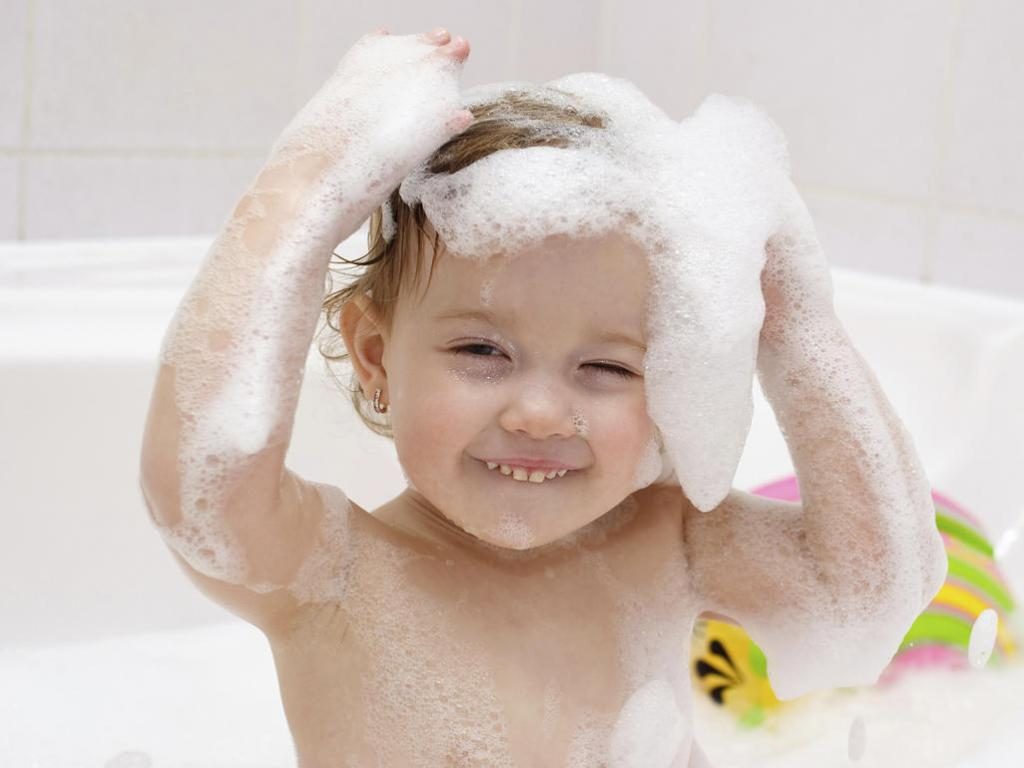 träumen von einer badewanne mit wasser