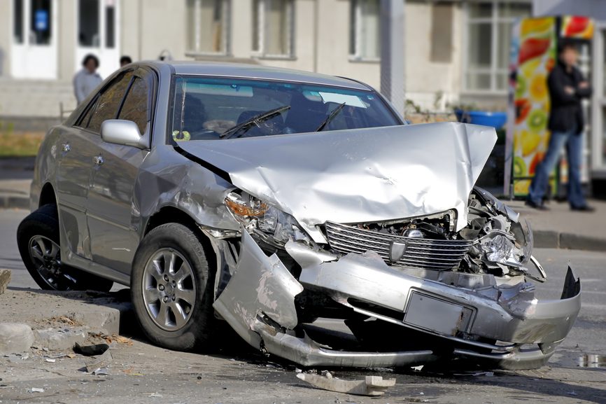 im Traum in einen Autounfall verwickelt werden