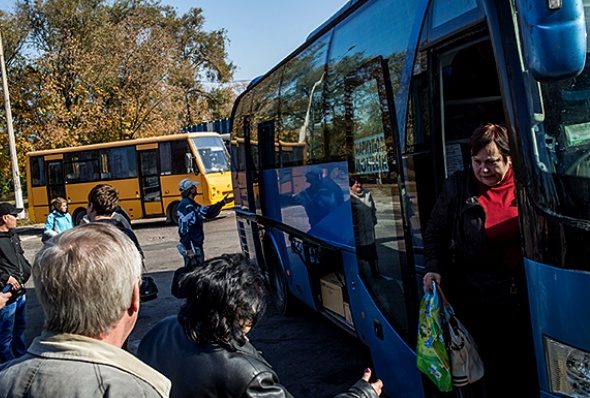 Traum über das Aussteigen aus dem Bus